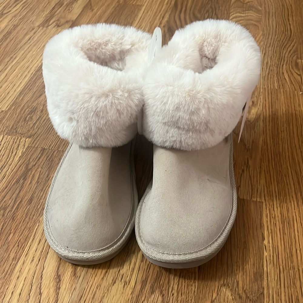 Slippers